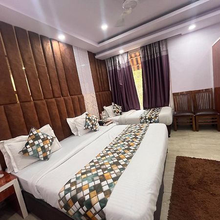 Hotel Embassy Near Rk Ashram Metro New Delhi Exterior photo